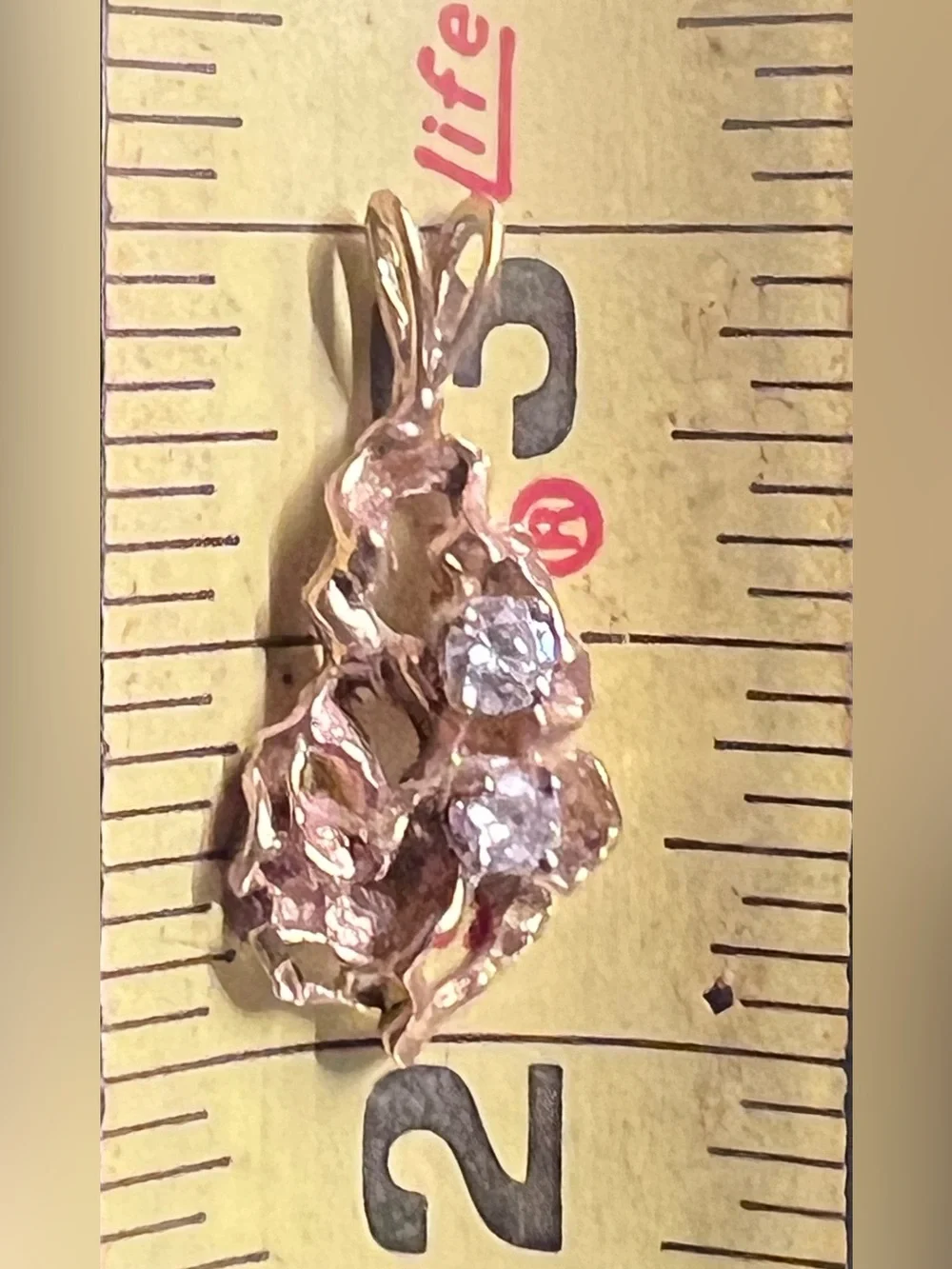 14K charm 2.7g diamond duo yellow gold Nugget pendant late 70s vintage authentic